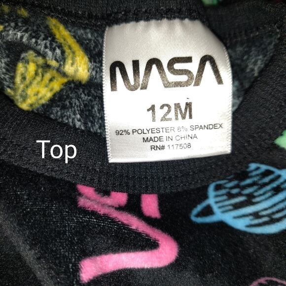 NASA Baby 2 pc Outfit Velour 12 Months Colorful Astronauts Space Rockets - Picture 5 of 7